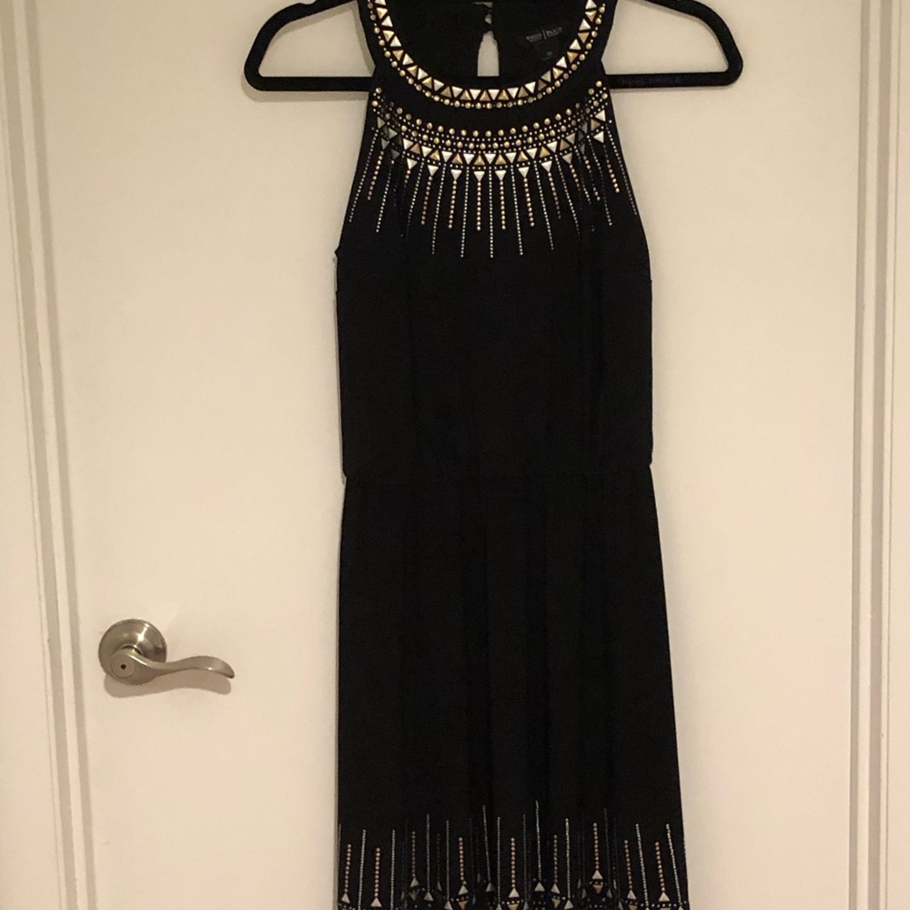BLACK WHITE HOUSE BLACK MARKET DRESS